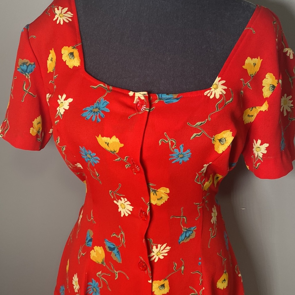Decked Out Vintage Red Floral Button Down Dress - Picture 3 of 12
